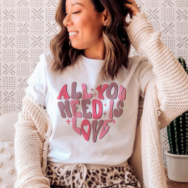 バレンタインデーレトロGroovyハートワードアート Tシャツ