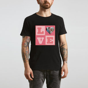 バレンタインデーロマンチックなピンクの愛のハート写真 Tシャツ
