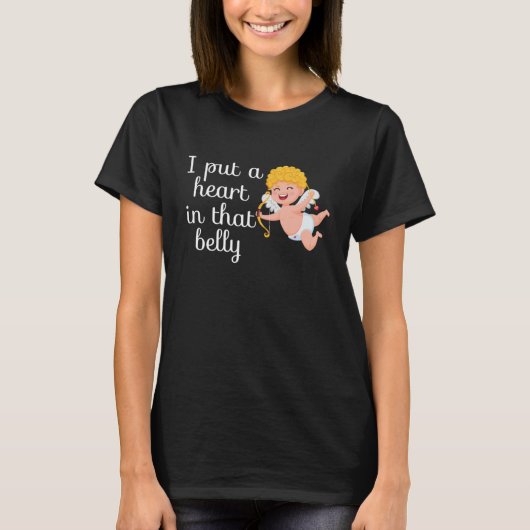 バレンタインデー妊娠告知ベビーレヴェア Tシャツ (正面)