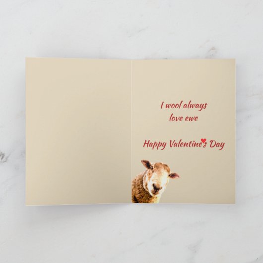 バレンタインデー愛エウェおもしろいヒツジ動物ユーモア シーズンカード (内部)