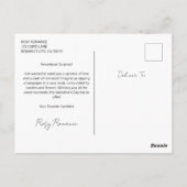 バレンタインデー美しいインランジェリーオンザソファ ポストカード (裏面)