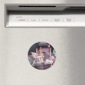 バレンタインデー美しいインランジェリーオンザソファ マグネット (インサイチュ (食洗機))