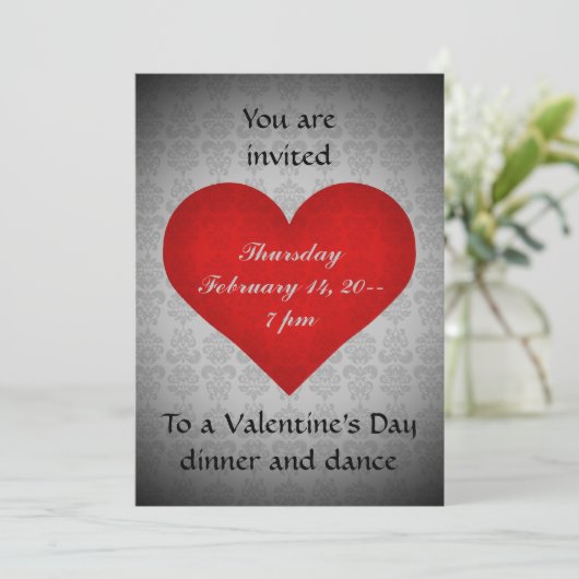 バレンタインデー赤いハートディナーパーティー5 x 7 招待状 (スタンド正面)