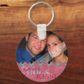 バレンタインハグとキス写真キーチェーン キーホルダー (正面)