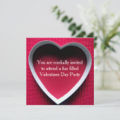 バレンタインパーティの招待状赤いハートデザイン 招待状 (スタンド正面)