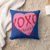バレンタインピンクハートレッドハグキスXOXOフォーエバー クッション (ブランケット)