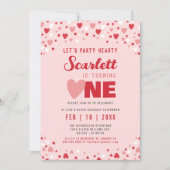 バレンタインファースト誕生日パーティキュートピンク赤いハート 招待状 (正面)