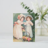 バレンタビクトリアンンと花を持つ子ども シーズンポストカード (スタンド正面)