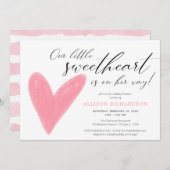 バレンティモダンンピンクの白い女の子の赤ちゃんシャワー 招待状 (正面/裏面)