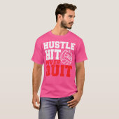 バレーボールで決してやめは強打をしない Tシャツ (正面フル)