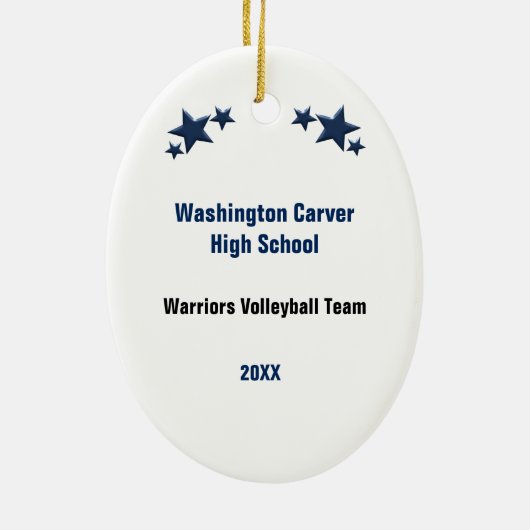 バレーボールの女の子のブルネットの濃紺及び黒い セラミックオーナメント (裏面)