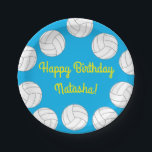 バレーボール子供の誕生日パーティースポーツ ペーパープレート<br><div class="desc">かわいいモダンカラフルバレーボールスポーツ誕生日パーティーデザインはスポーツテーマ誕生祝いに最適!自分カスタマイズの文字にする事だ。見た目と感じはモダン10代の、あなたの間の完璧な方法であります祝か、彼らの誕生日にバレーボールを愛する!</div>