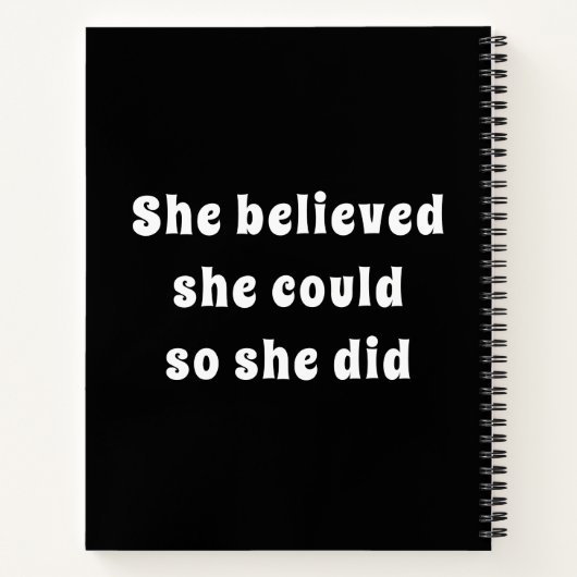 バレーボール(ハート付)、ジャージー番号と名前 ノートブック (裏面)