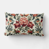 バロイタリアンーク。シックな花葉と花 ランバークッション (正面)