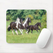 バロックのピント馬の群れ可愛いフォーールギャロッピング マウスパッド (マウス)