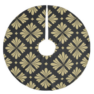 バロックオーナメント、フローラヴィンテージパターン。 ブラッシュドポリエステルツリースカート