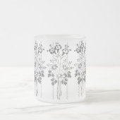 バロック壁紙フラワーブーケグレー フロストグラスマグカップ (中央)