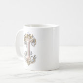 バロック様式のイニシャル「I」マグカップ - コーヒープリンセスのための特別な贈り物 コーヒーマグカップ (正面左)