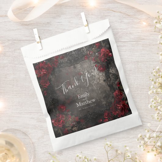 バロック様式ゴシック様式の牡丹 フェイバーバッグ (クリップ留めされた状態)