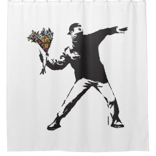 バンクシー愛は空気の中にある花を投げハーフトーン シャワーカーテン (正面)