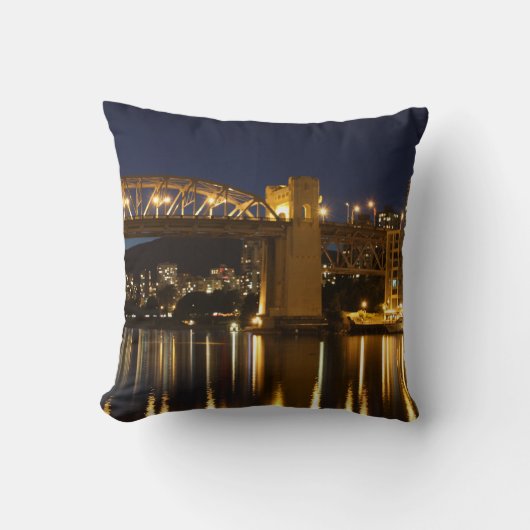 バンクーバー2つの橋枕 クッション (正面)