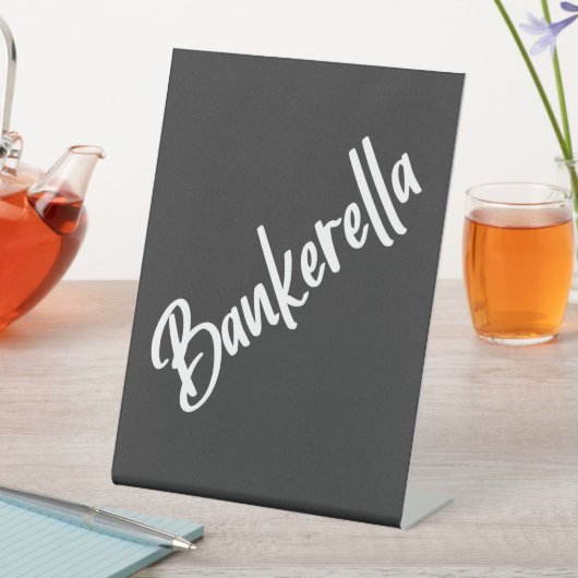 バンケレラ 台座サイン (インサイチュ)