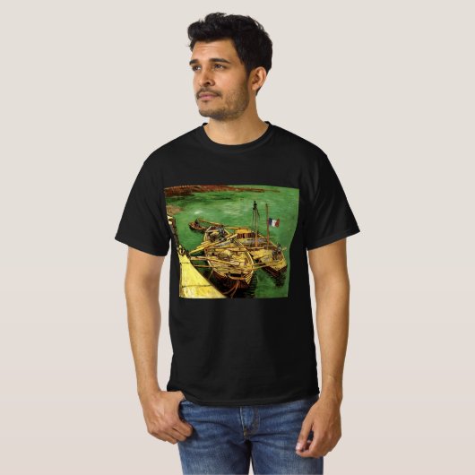バンゴッホ河岸の男が荷降ろし砂はしけ Tシャツ (正面フル)