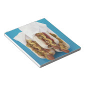 バンズに3頭のホットドッグ ノートパッド (アングル)