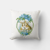 バンニと青い花枕 クッション (正面)