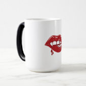 バンパイア赤い唇から血が滴る モーフィングマグカップ (正面左)