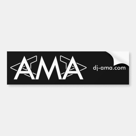 バンパーステッカー-ウェブサイトとのDJ Amaの半分のロゴ バンパーステッカー (正面)
