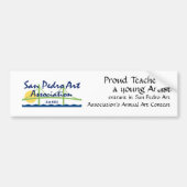 バンパーステッカー – SPAAロゴと誇りを持った先生 (正面)