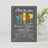 バーの棚を埋め尽くそう カップルシャワーの招待状 招待状 (スタンド正面)