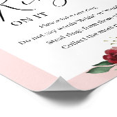 バーガンディとピンクのフローラはリングを付けたそのサイン ポスター (角)