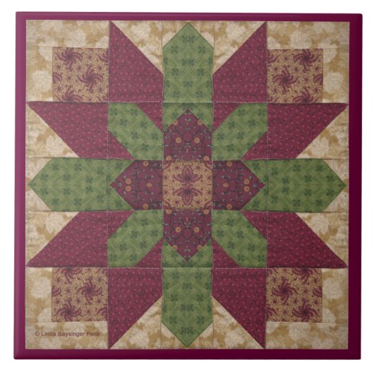 バーガンディのキルトにされた緑の星 タイル (正面)