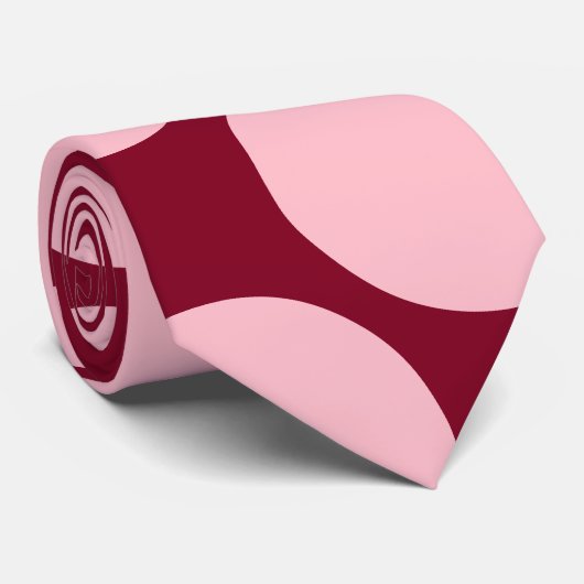 バーガンディのタイの大きいピンクの水玉模様 ネクタイ (ロール)