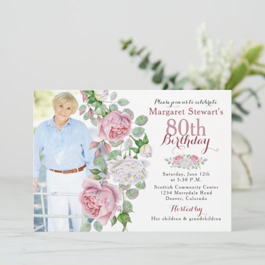 バーガンディのピンクの国のばら色の写真の第80誕生日 招待状 (スタンド正面)