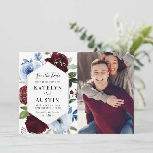 バーガンディの埃っぽいブルーのフローラは日付カードを保存 セーブザデート (スタンド正面)