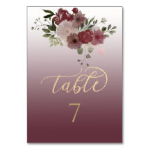 バーガンディの水彩花模様の金色カリグラフィー