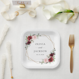 バーガンディの花、ピンクの花、緑結婚、 ペーパープレート