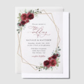バーガンディの花、赤い花、フローラ結婚の ベラム紙招待状 (オフセット)