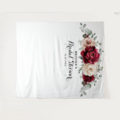 バーガンディシャンパンアイボリー モーブ ローズ ブライダルシャワー タペストリー (正面(横))