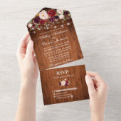 バーガンディフローララ素朴イトウッド結婚ズ オールインワン招待状 (貼ってはがせる)