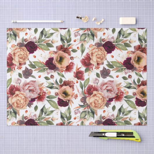 バーガンディレッド オレンジ色の焼けた フローラル 秋のパーティー ギフト 薄葉紙 (クラフト)