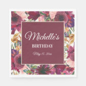 バーガンディーピンクウォーターカラーフローラ誕生日名 スタンダードランチョンナプキン (正面)