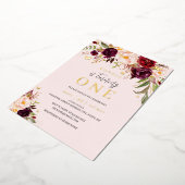 バーガンディーピンクウォーター色フローラガール1st誕生日 箔招待状 (回転した状態)