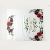 バーガンディーピンクフローラブライダルシャワープロップ タペストリー (正面(横))