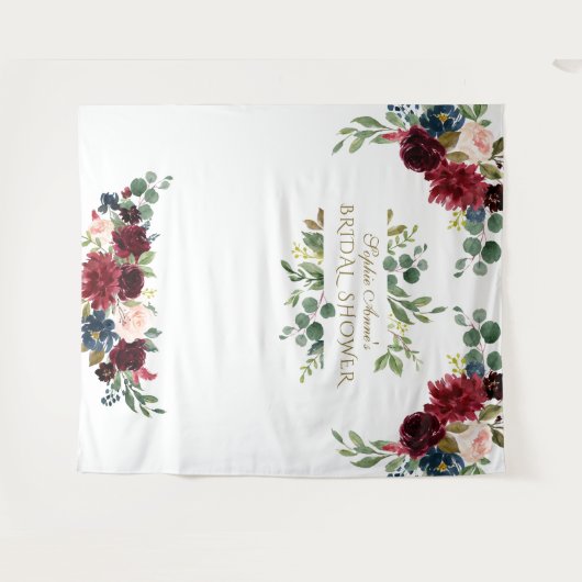 バーガンディーピンクフローラブライダルシャワープロップ タペストリー (正面(横))