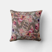 バーガンディーピンクブルーフローラガーランドウォーター色ブラウン クッション (裏面)