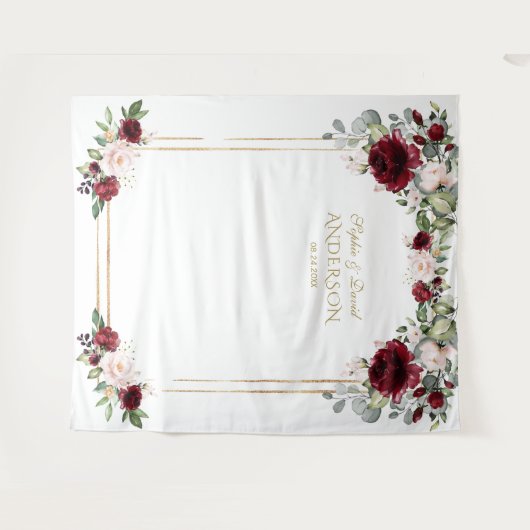 バーガンディーブルッシュ フラワーリング ウェディング フォト プロップ タペストリー (正面(横))